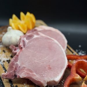 Bife de cerdo con hueso